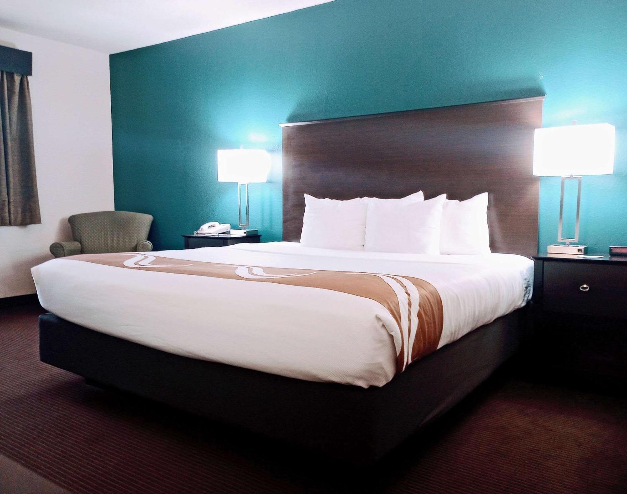 Quality Inn Atchison Экстерьер фото