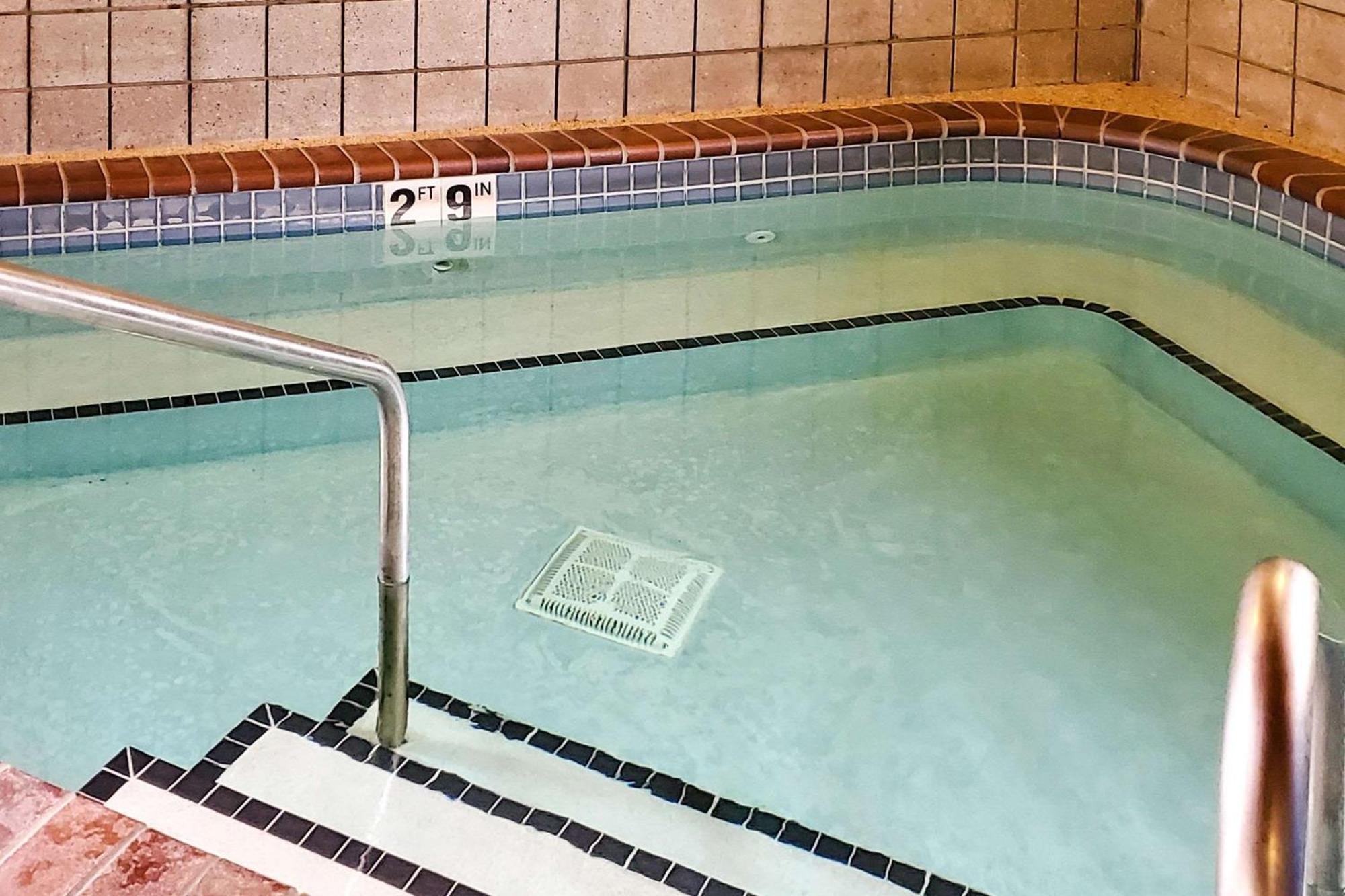 Quality Inn Atchison Экстерьер фото