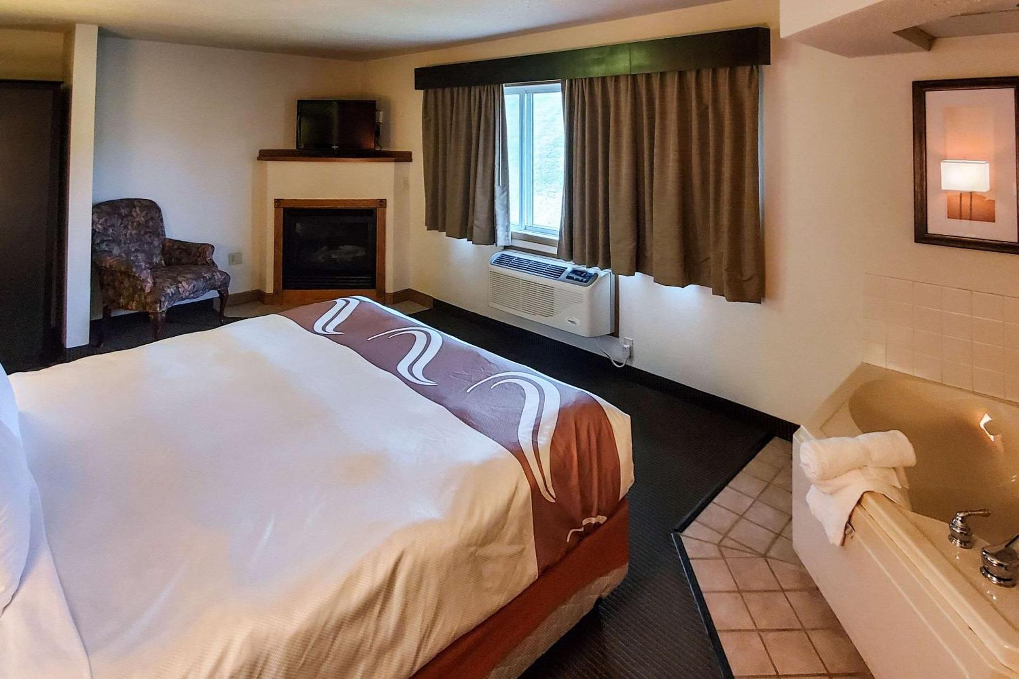 Quality Inn Atchison Экстерьер фото
