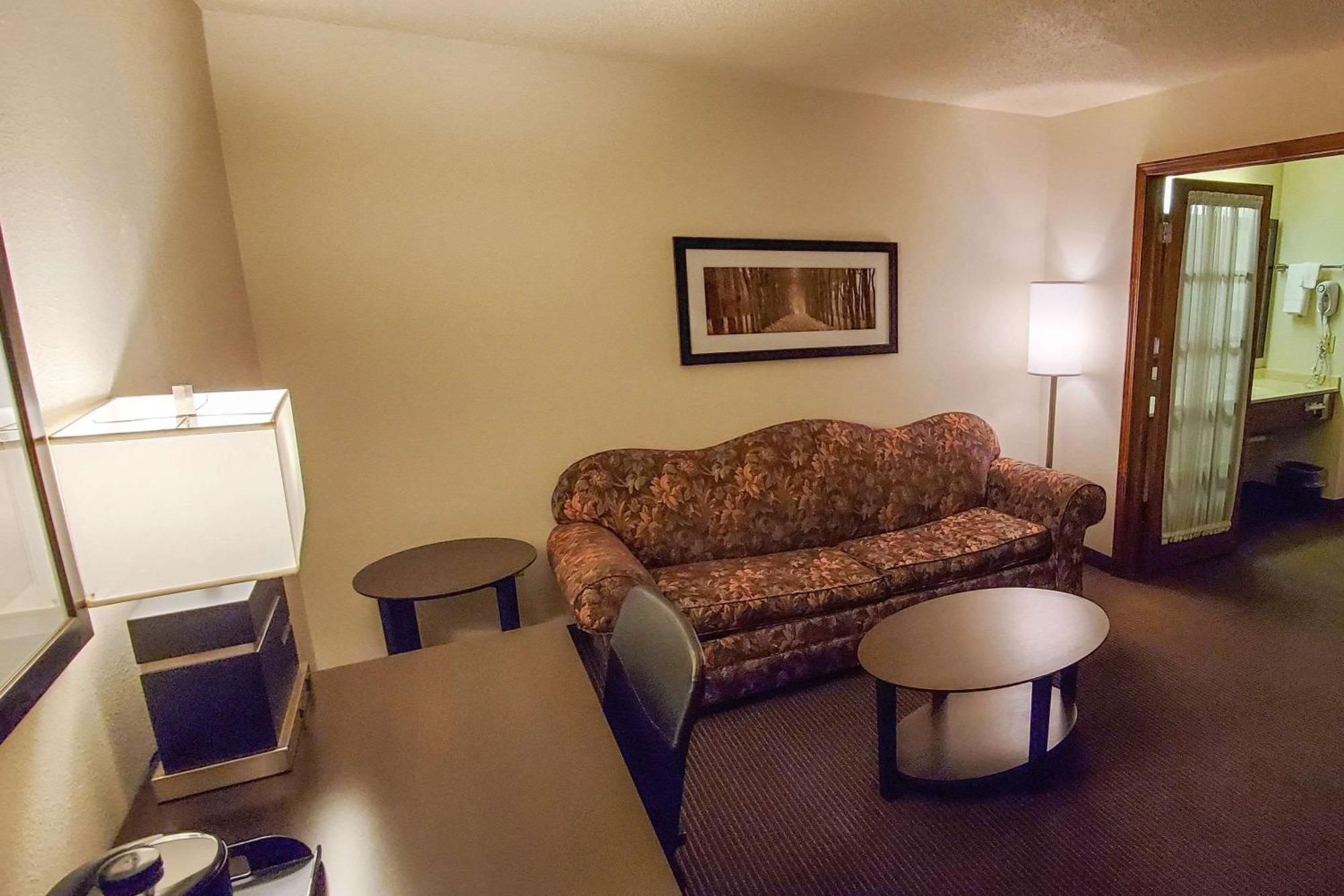 Quality Inn Atchison Экстерьер фото