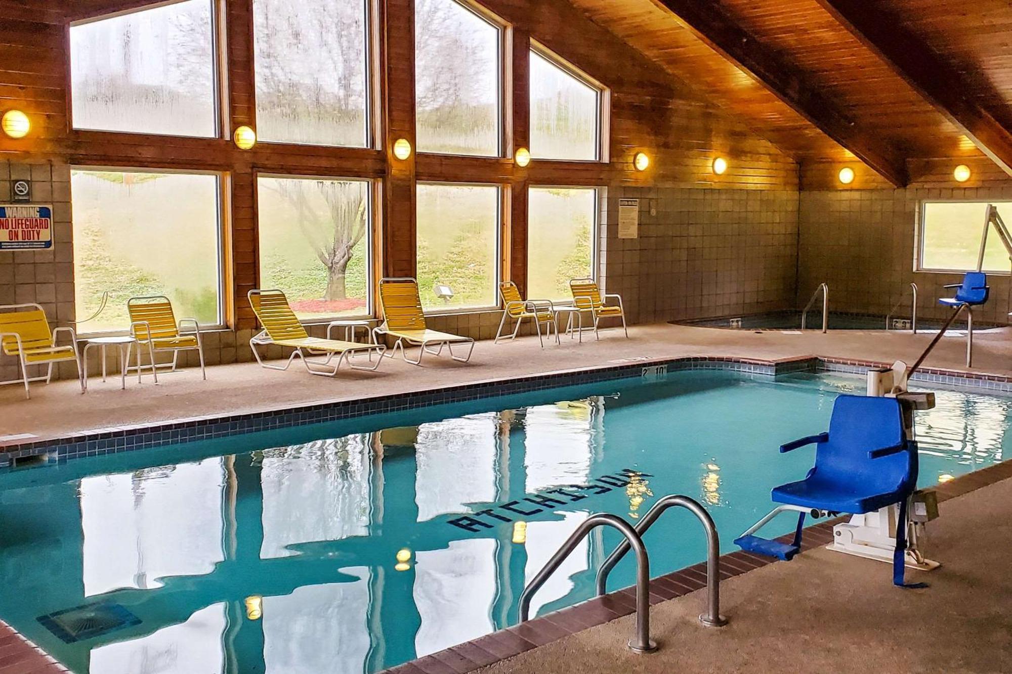 Quality Inn Atchison Экстерьер фото